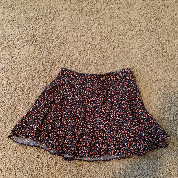 American Eagle Outfitters Dresses & Skirts - NWOT American Eagle skirt xxs